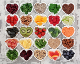 Přední český farmaceut PharmDr. Richard Pfleger o antioxidantech v pořadu Sama Doma